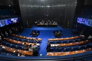 Senado aprova em primeiro turno nova regra para precatórios